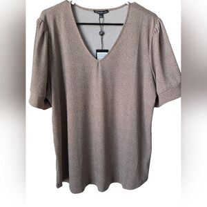 Adrianna Papell Taupe & White Dot Puff Sleeve V-Neck Top